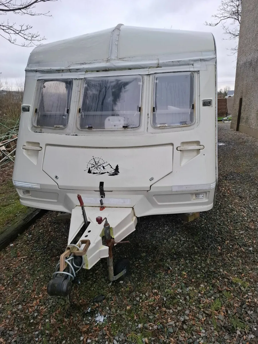 Caravan - Image 1