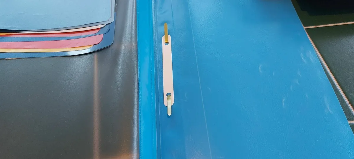 Stationery - free folders - Image 3