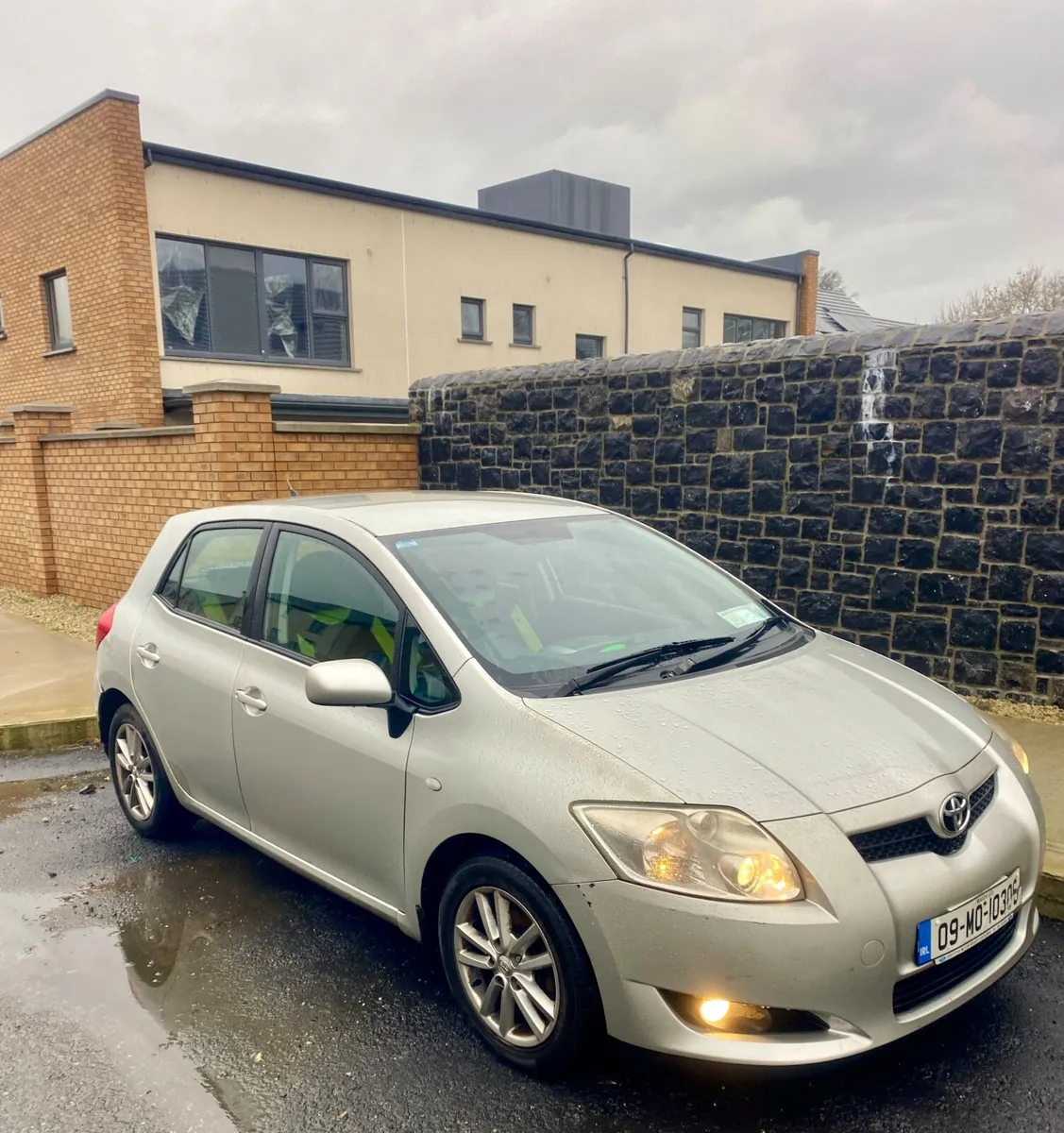 Toyota Auris 2009 - Image 1