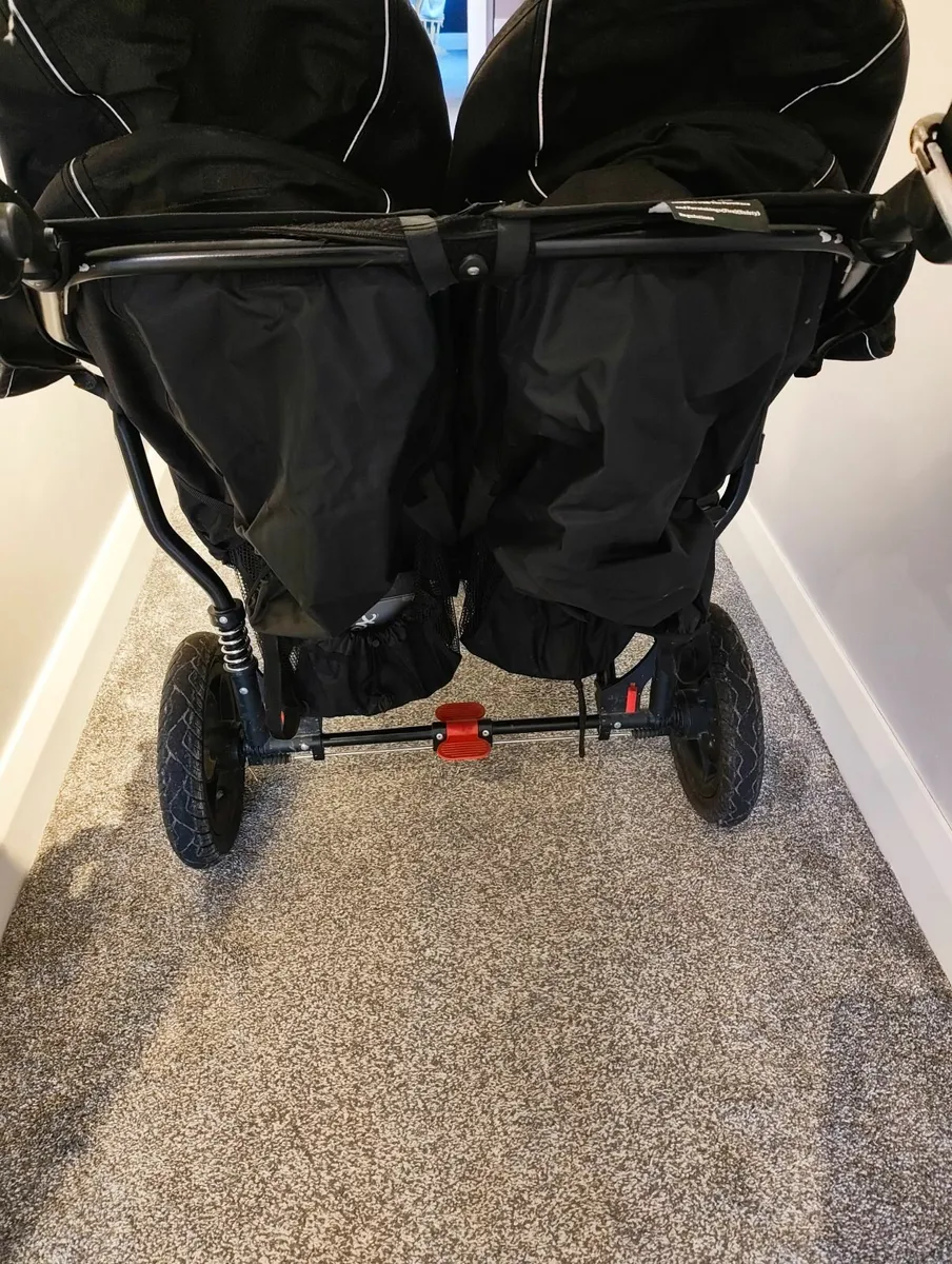 Out and about double buggy - Image 3
