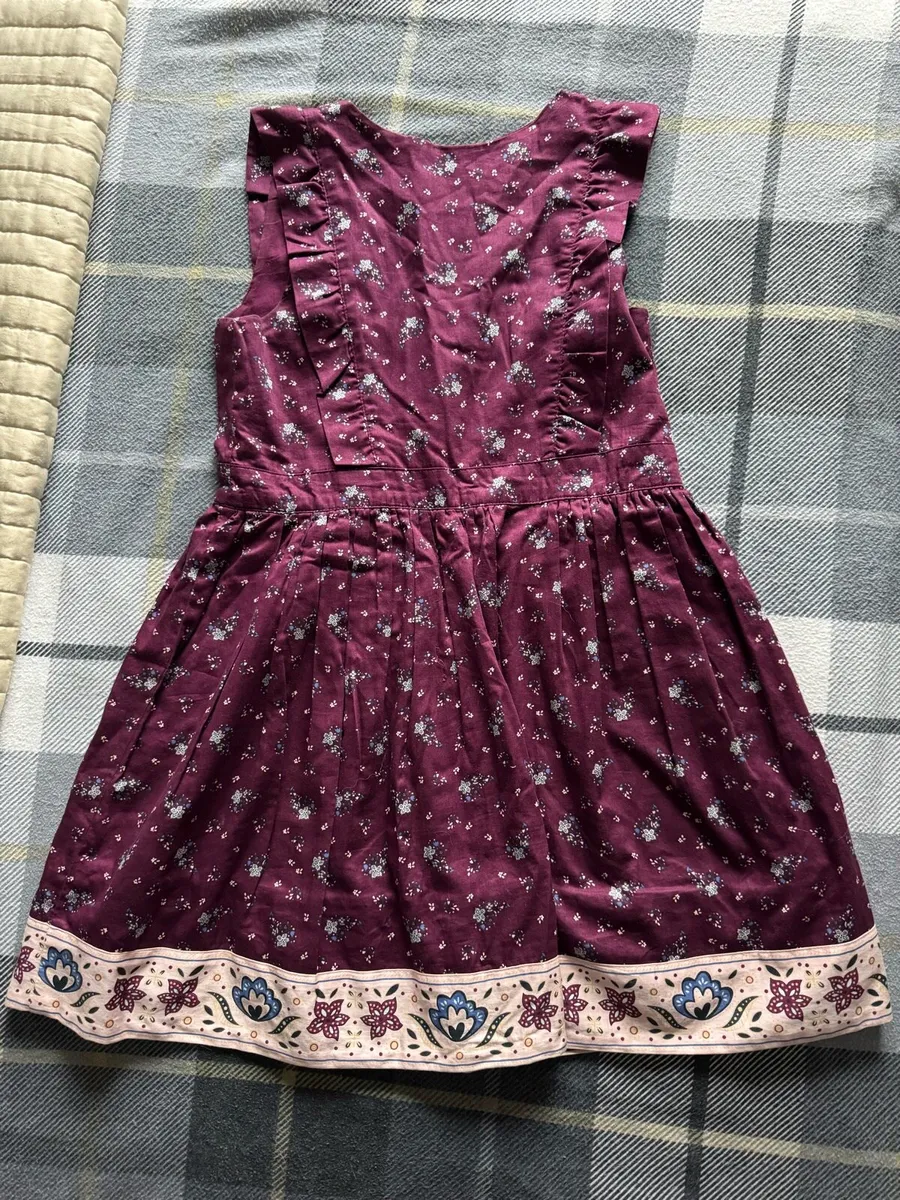 Girls dress - Image 1