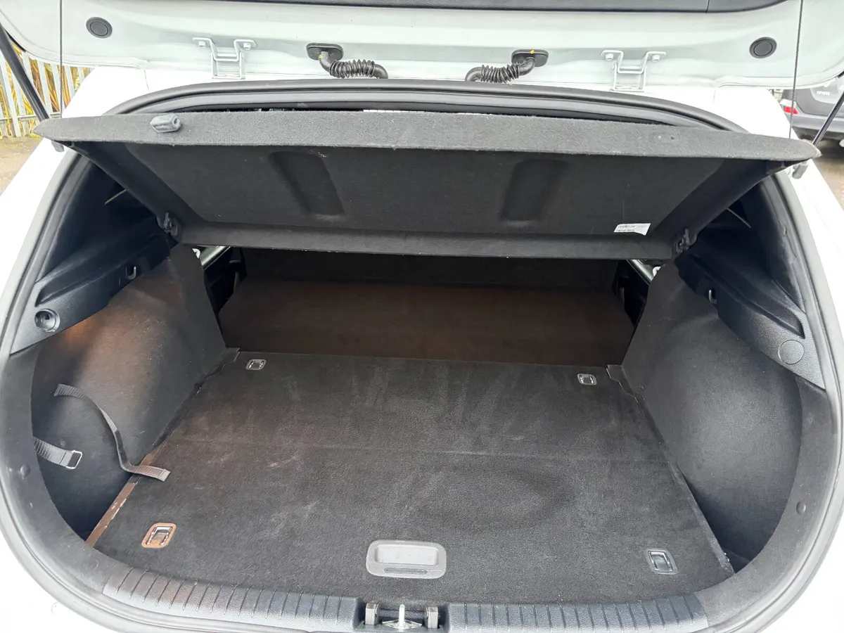 Kia Ceed 2021, GT Line - Image 4