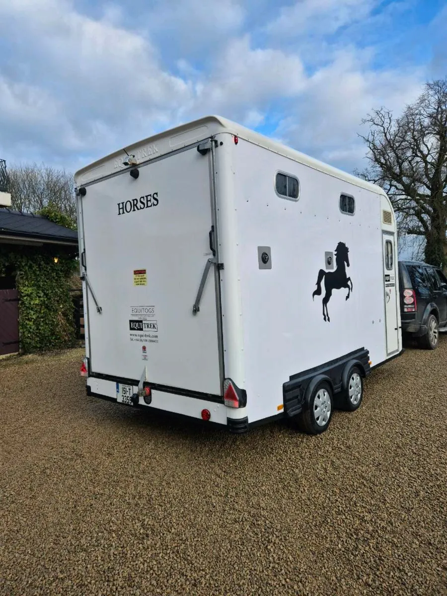 Space-treka - Image 2