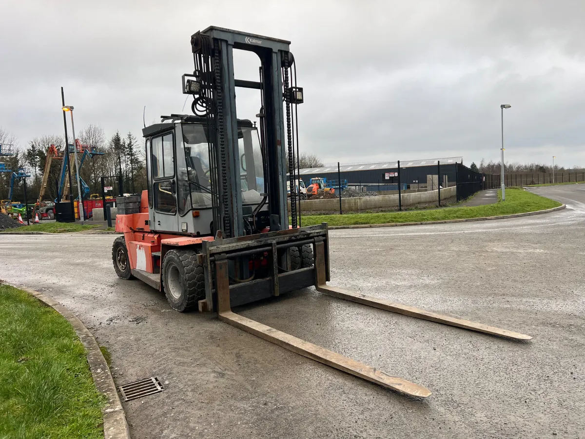Kalmar DCD90-6 Forklift - Image 3