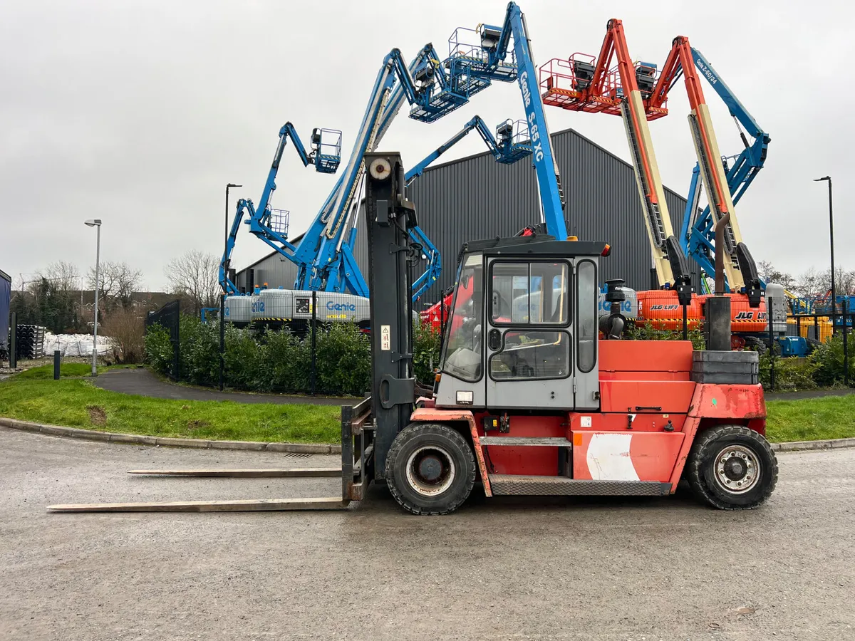 Kalmar DCD90-6 Forklift - Image 1