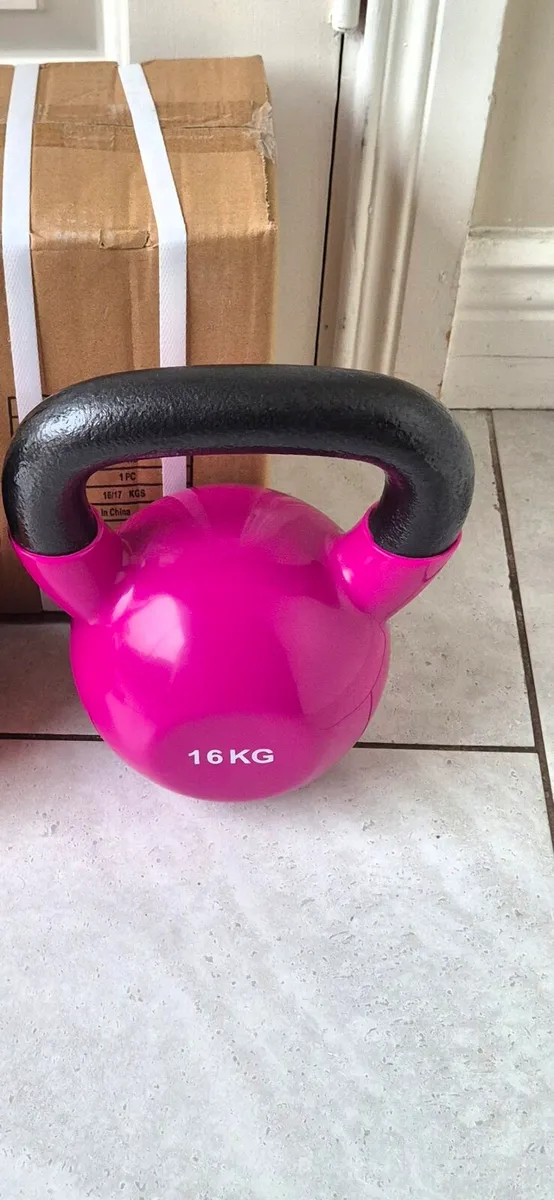 2xbrand new cast iron kettlebells - Image 4