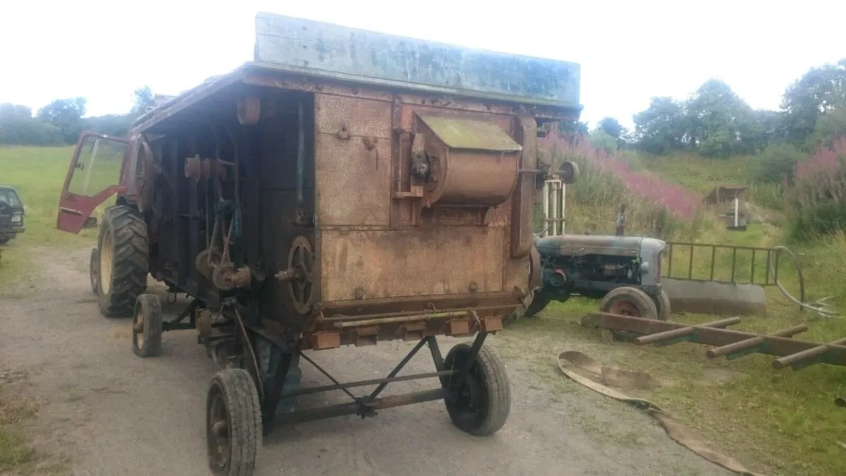 Fisher humphries steel threshing mill - Image 3