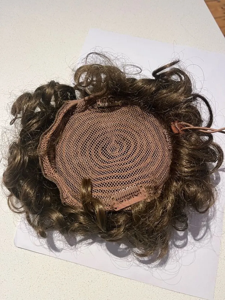 Irish dance small bun wig - Image 2