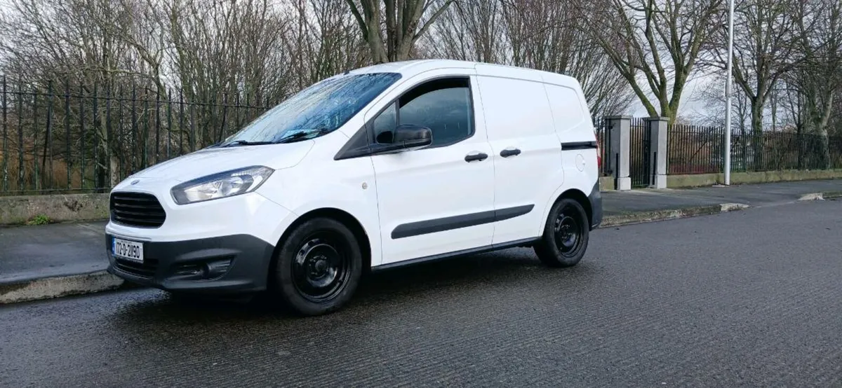 Ford transit Connect  fresh cvrt - Image 1