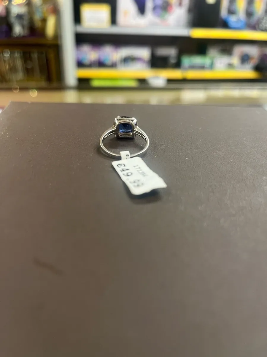 925 silver CZ ring. - Image 2