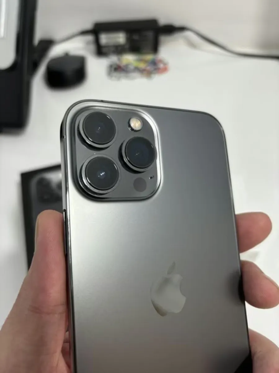 13 pro max Very Clean, All works, No stretch - Image 4