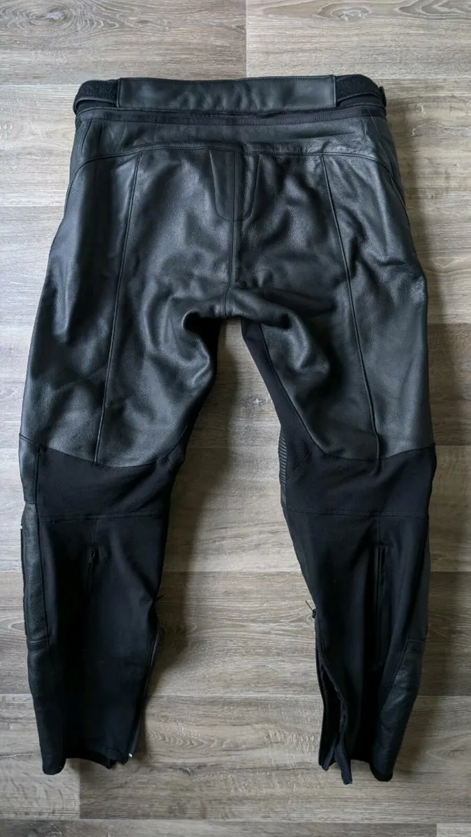 ALPINESTARS Missile V2
Black Pants, SIZE EU 58. - Image 2