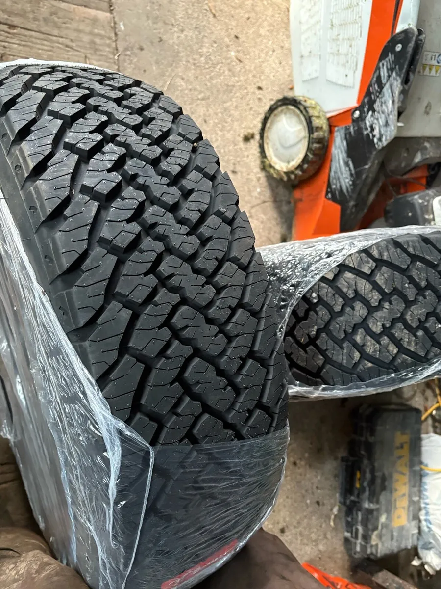 GRIPMAX tyres 235 70 r16 - Image 3