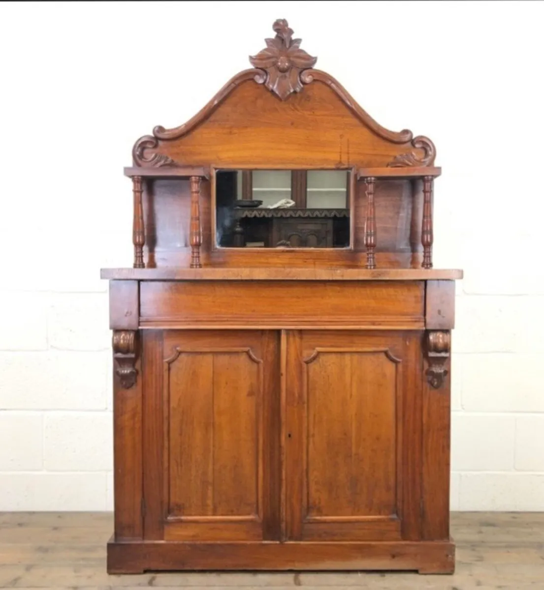 Victorian chiffonier