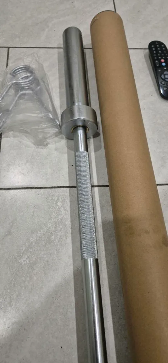Brand new 5 foot olympic weight bar - Image 4