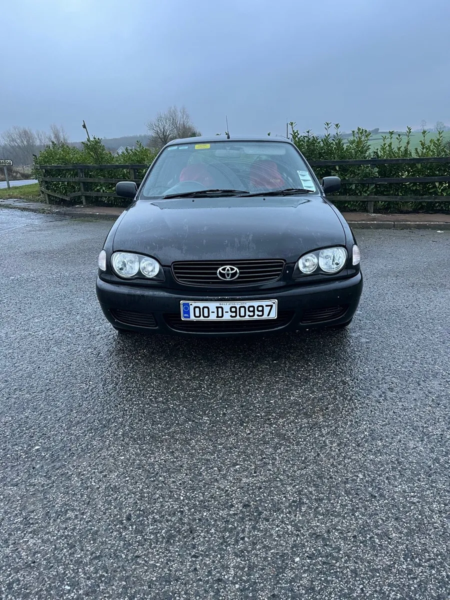 TOYOTA COROLLA MINT CONDITION - Image 4