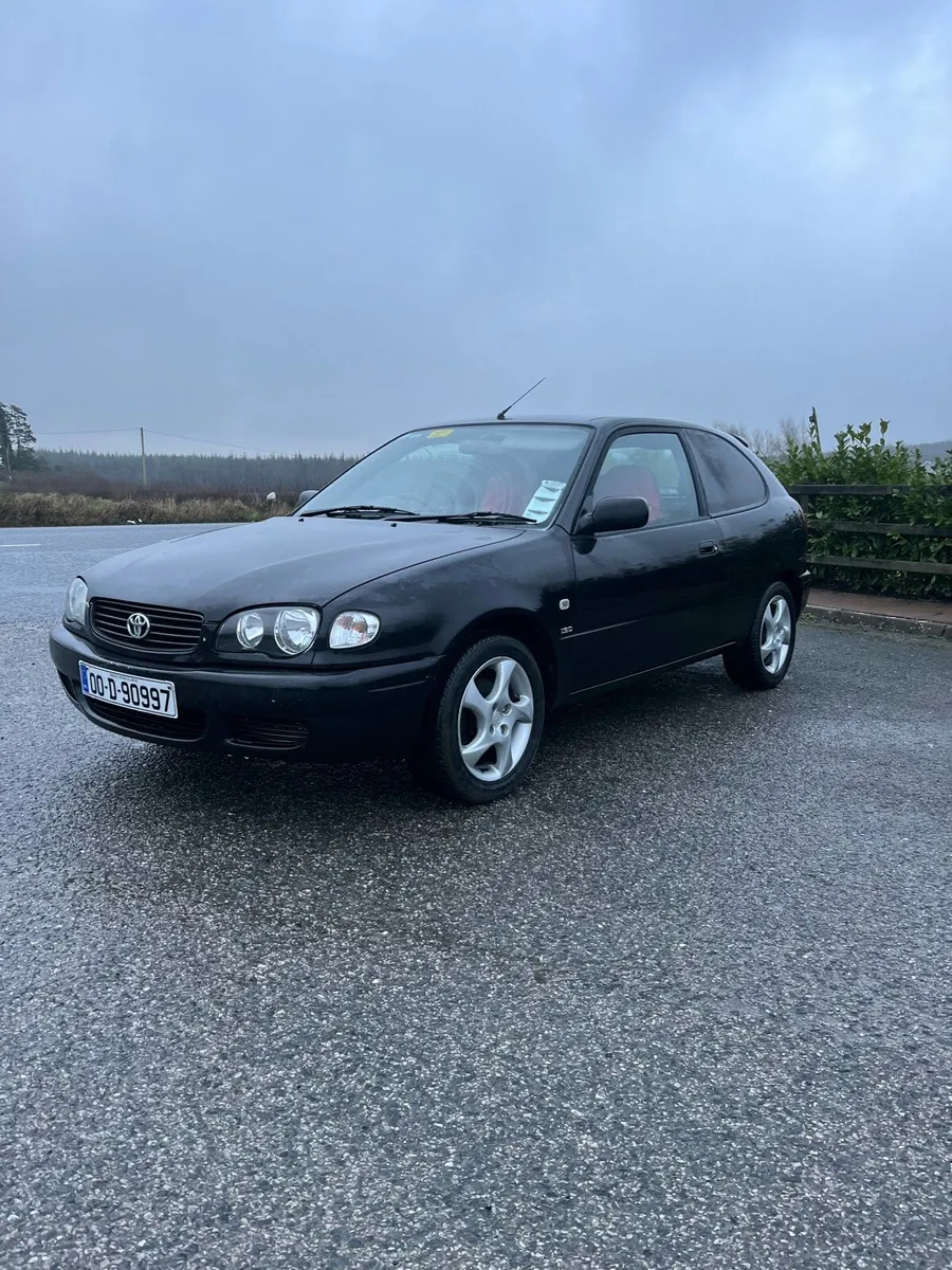 TOYOTA COROLLA MINT CONDITION - Image 3