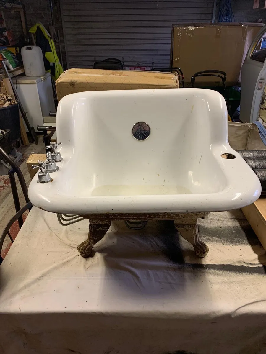 Vintage Small Cast Iron Bath - Image 4