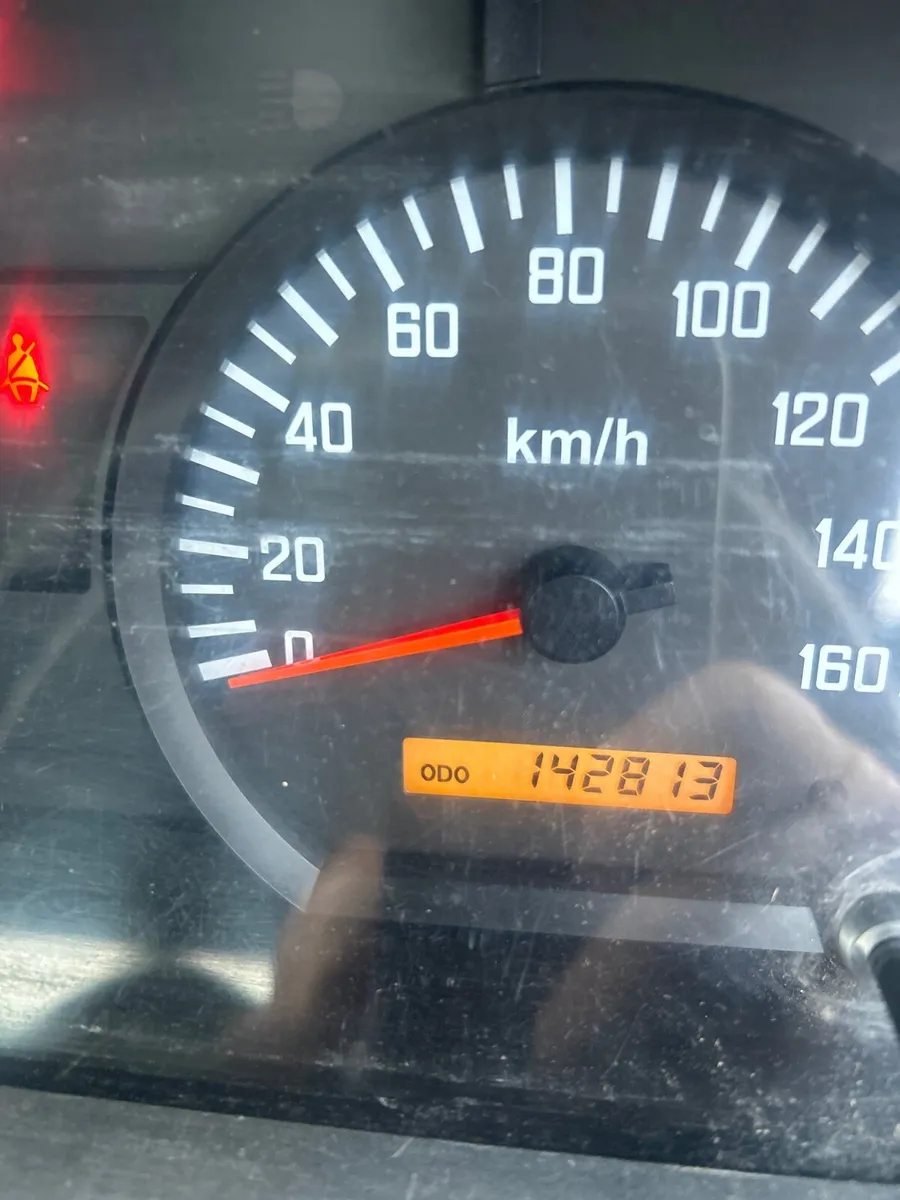 Isuzu Nnr npr - Image 4