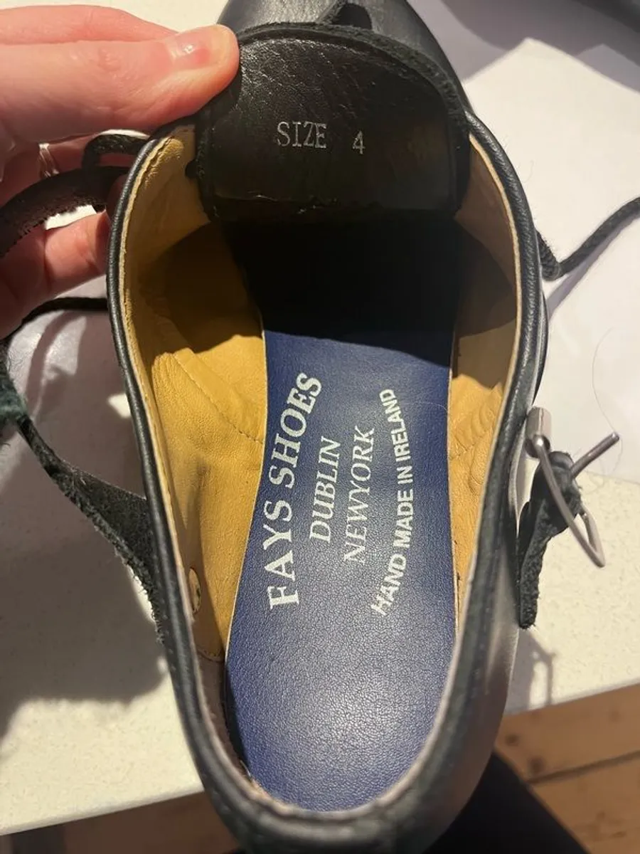 Fays Irish Dance Heavy Shoes Size 4 - Image 3