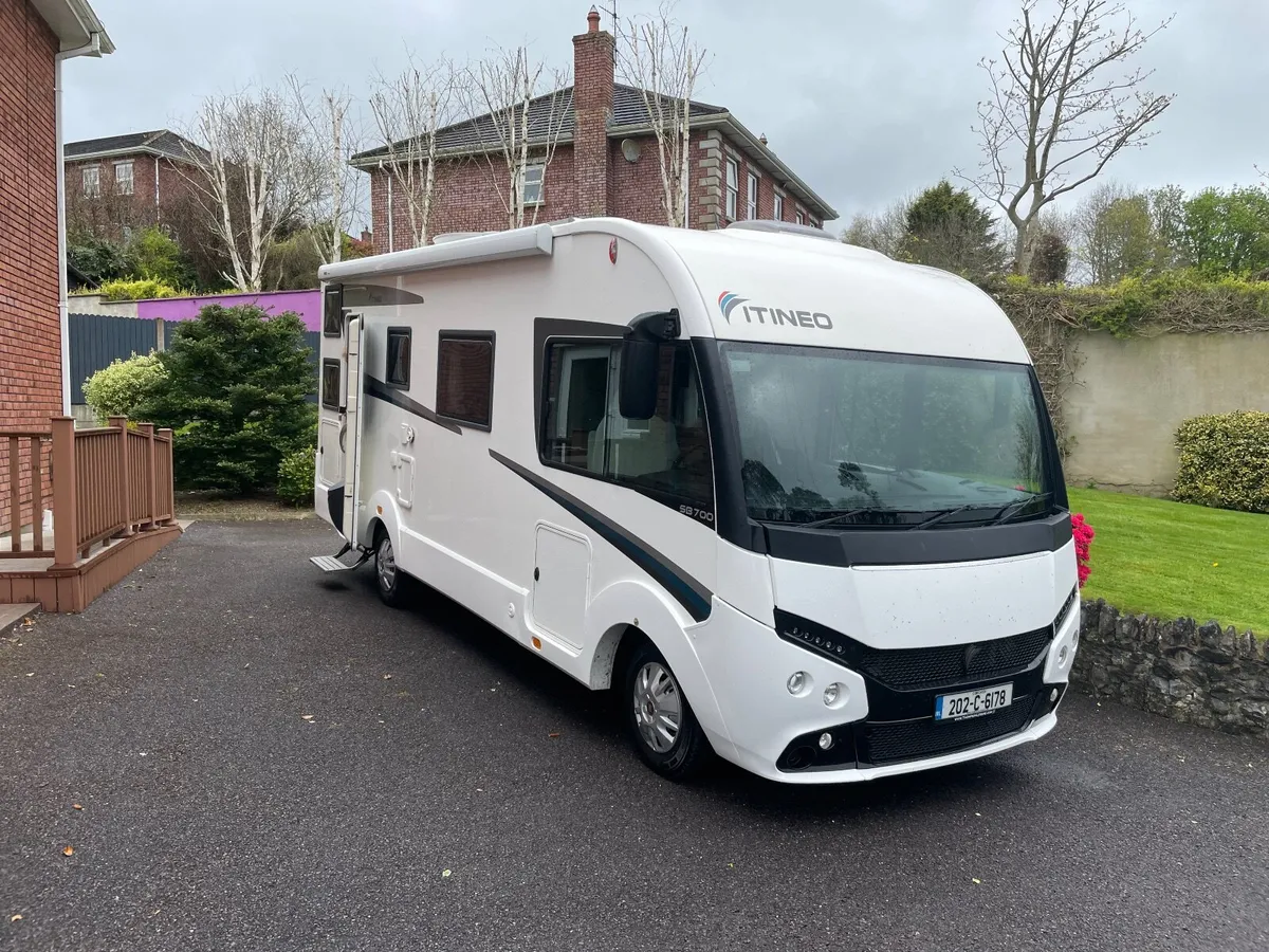 Itineo SB700 6 Berth Motorhome - Image 1