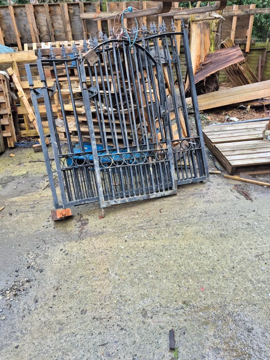 Steel Entrance Gates - Image 4