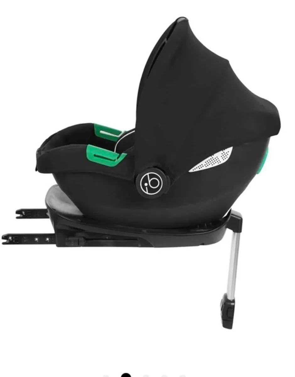 New Ickle Bubba Cirrus I sized car seat and isofix - Image 2