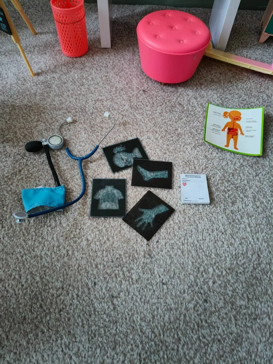 Our Generation - dolls and accessories - Image 4