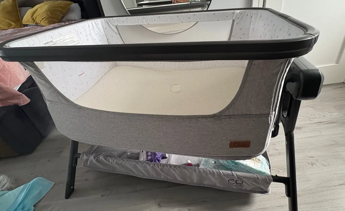 Baby Elegance Co-Glide Electric Bed - Image 2