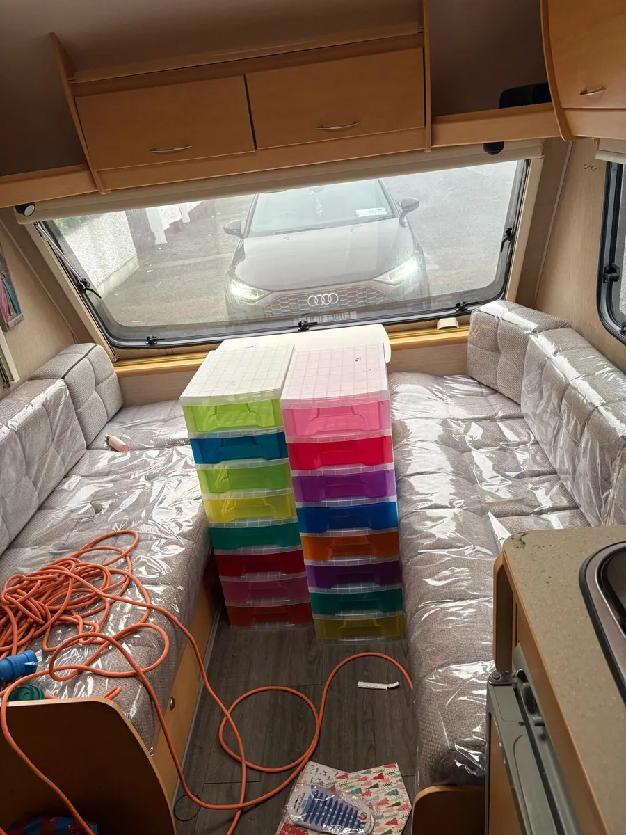 Elddis fixed bed - Image 4