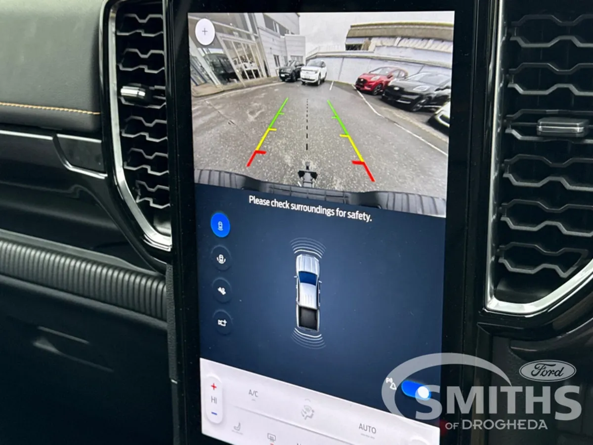 Ford Ranger WILDTRAK 2.3 *PHEV * 280PS AUTO - Image 2