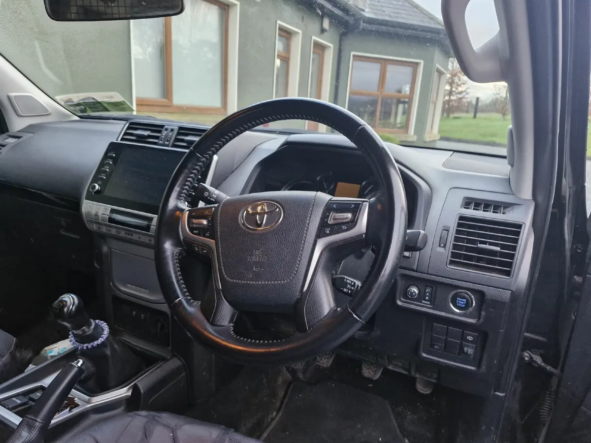 Toyota Land Cruiser 2022 - Image 4