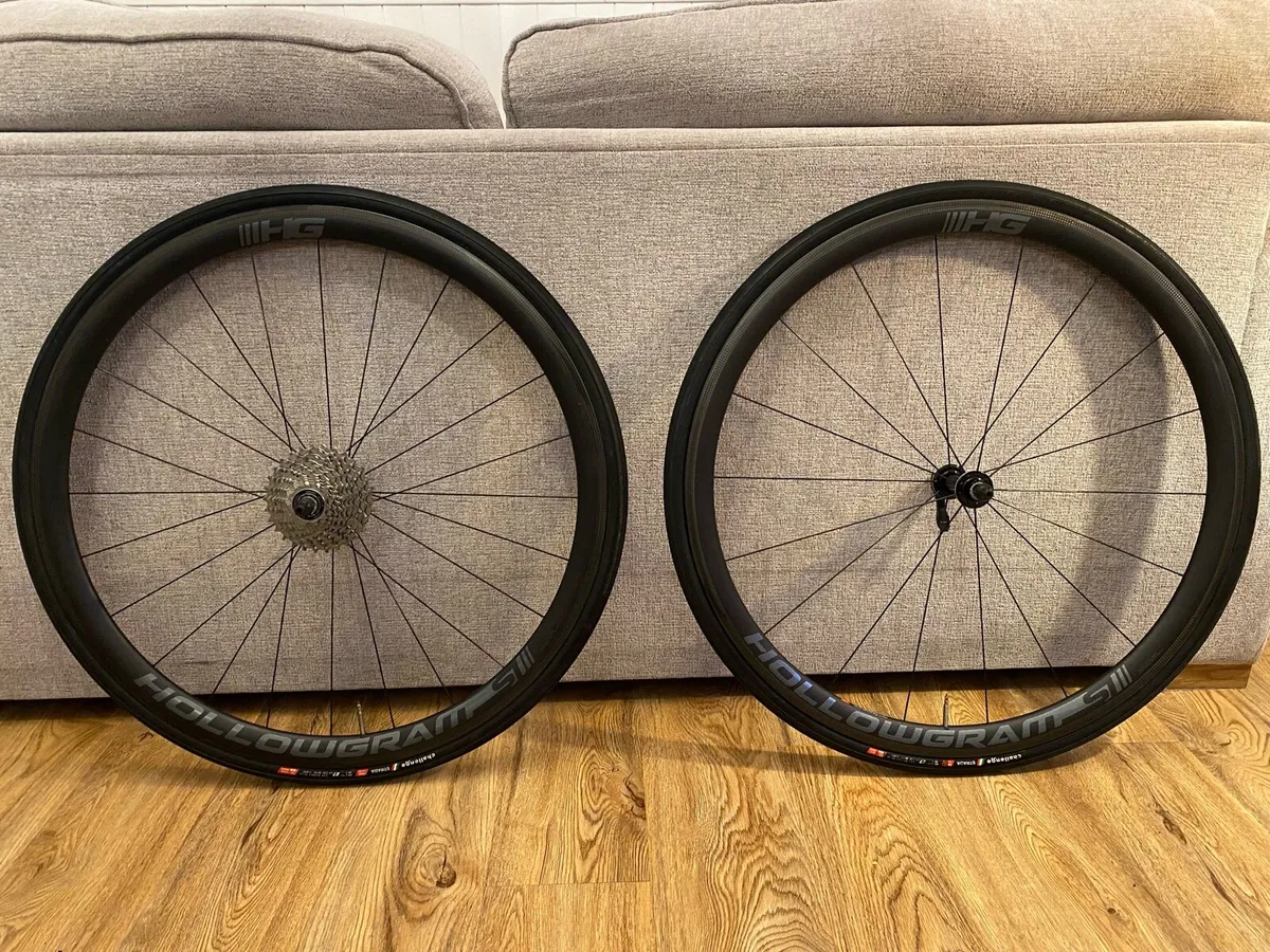 Hollowgram Carbon Aero Wheelset - Image 1