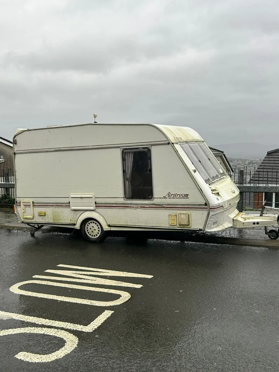 Caravan Needs tlc - Image 2