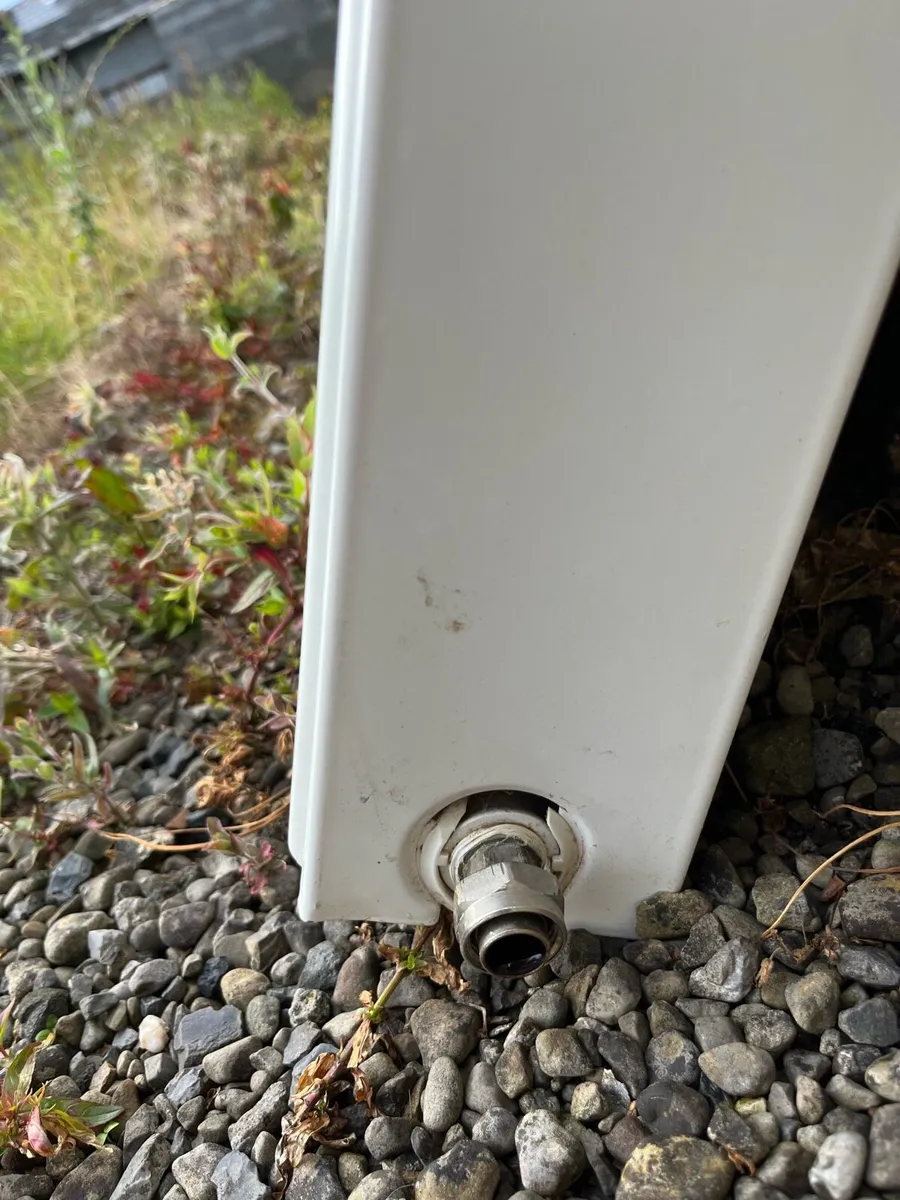 Radiators x 5 - Image 4
