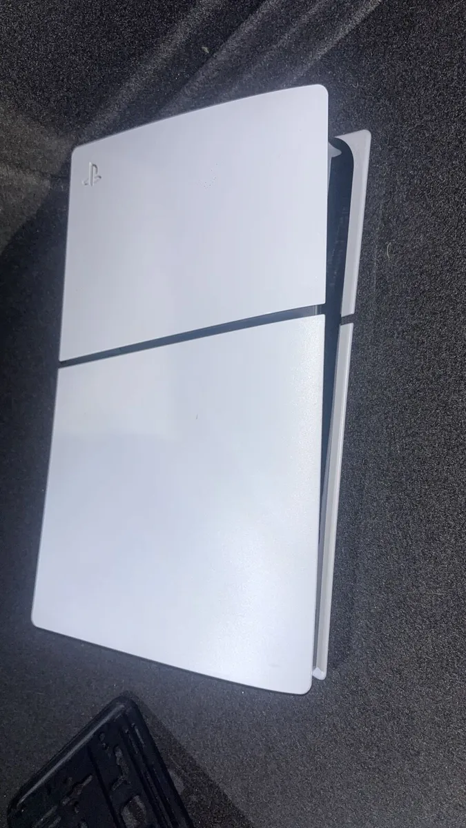 PlayStation 5 Digital Edition - Image 2