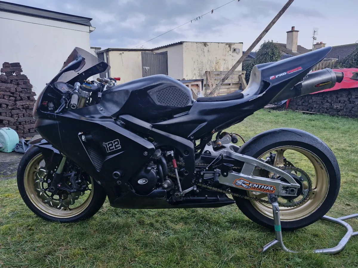 Cbr 600rr Track Bike - Image 3