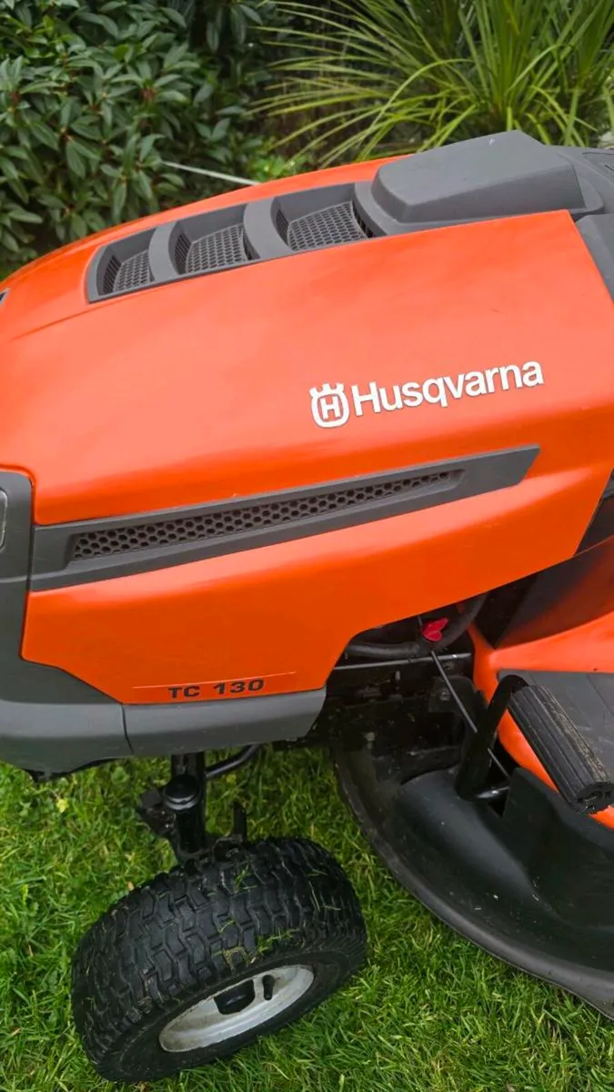 Husqvarna hydro auto mower - Image 1