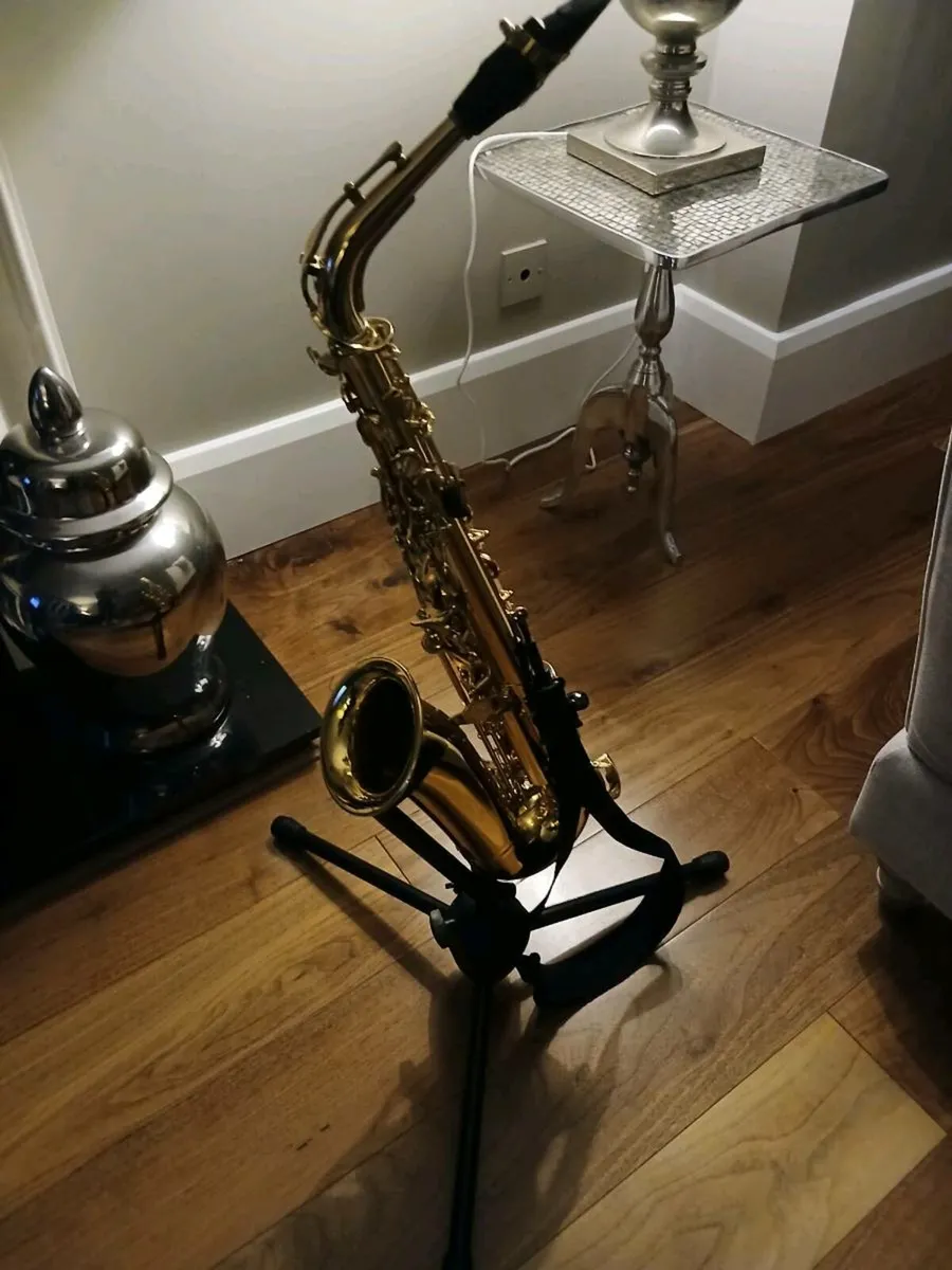 Yamaha Yas-280 Alto Saxophone - Image 2