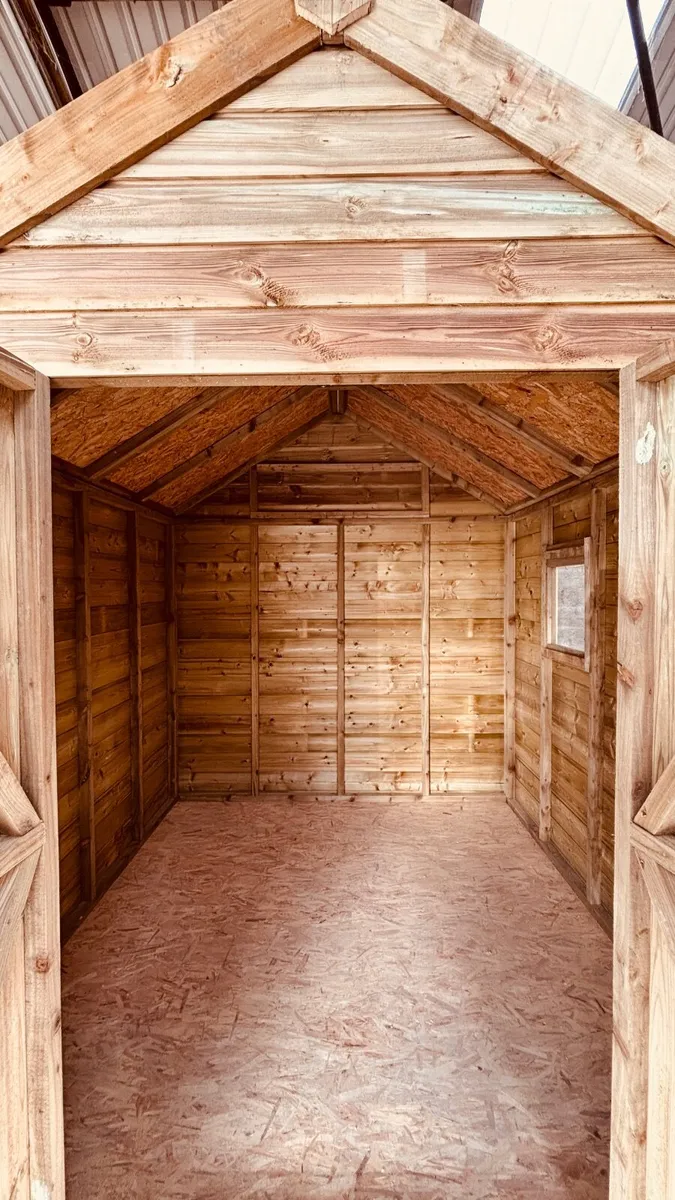 Garden Furniture and decor - Image 4