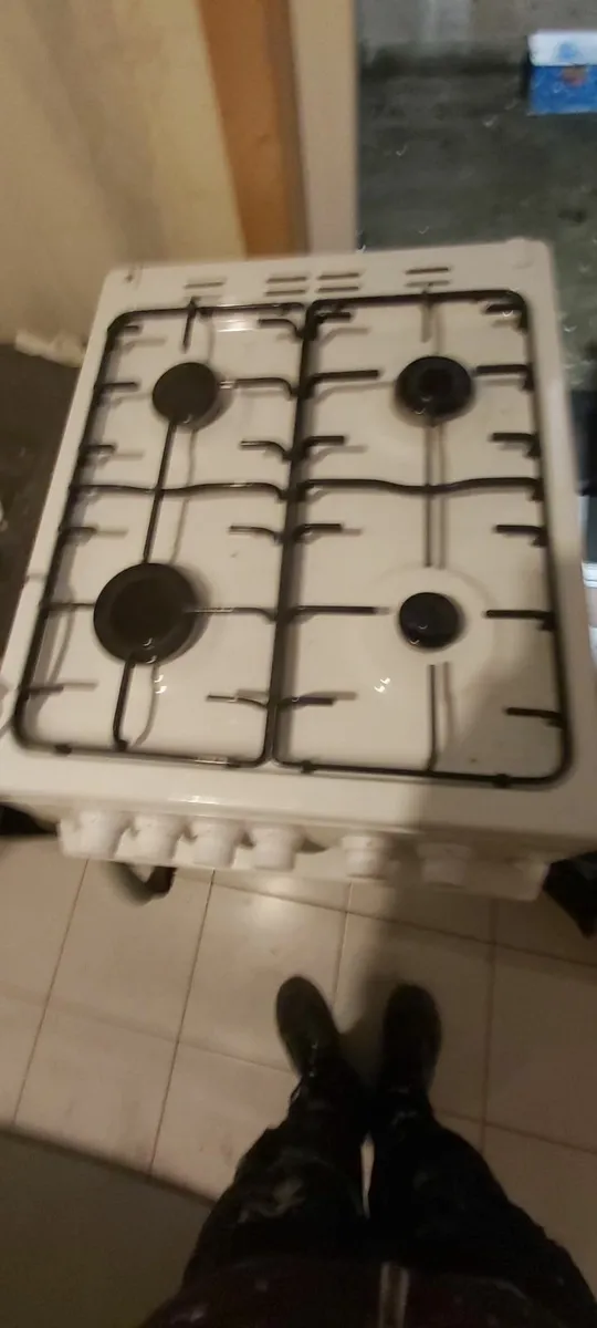 Beko gas cooker - Image 2
