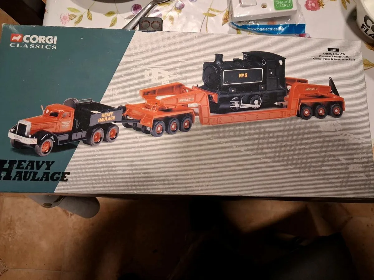 CORGI CLASSICS HEAVY HAULAGE - Image 1