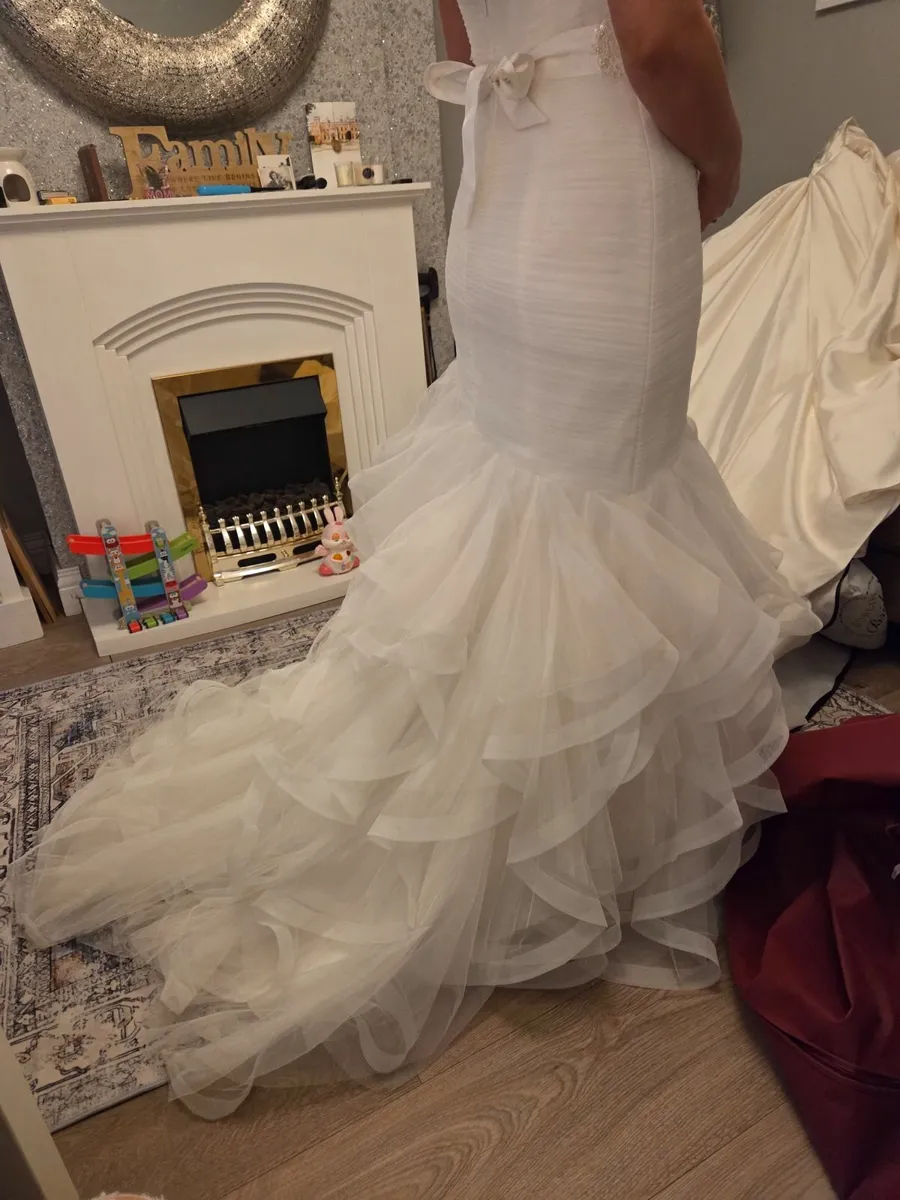 Wedding dress - Image 3