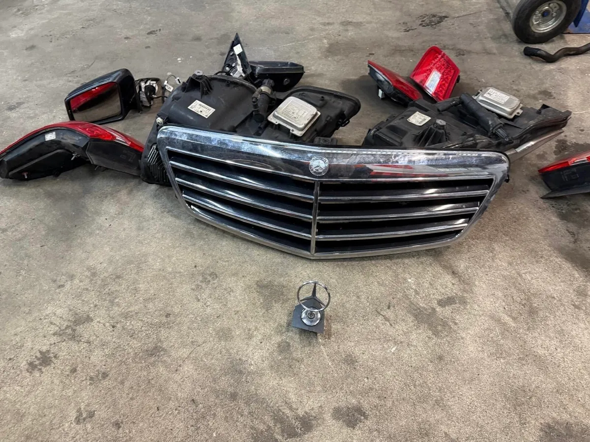 Mercedes E-Class W212 E220-Bumpers,Lights, Mirrors - Image 4