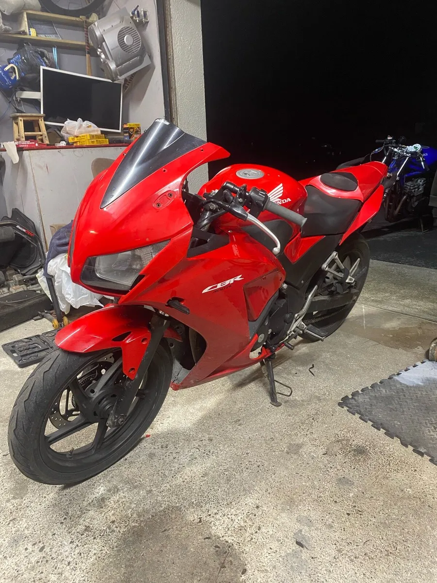 Cbr300r 2015 a2 legal - Image 2