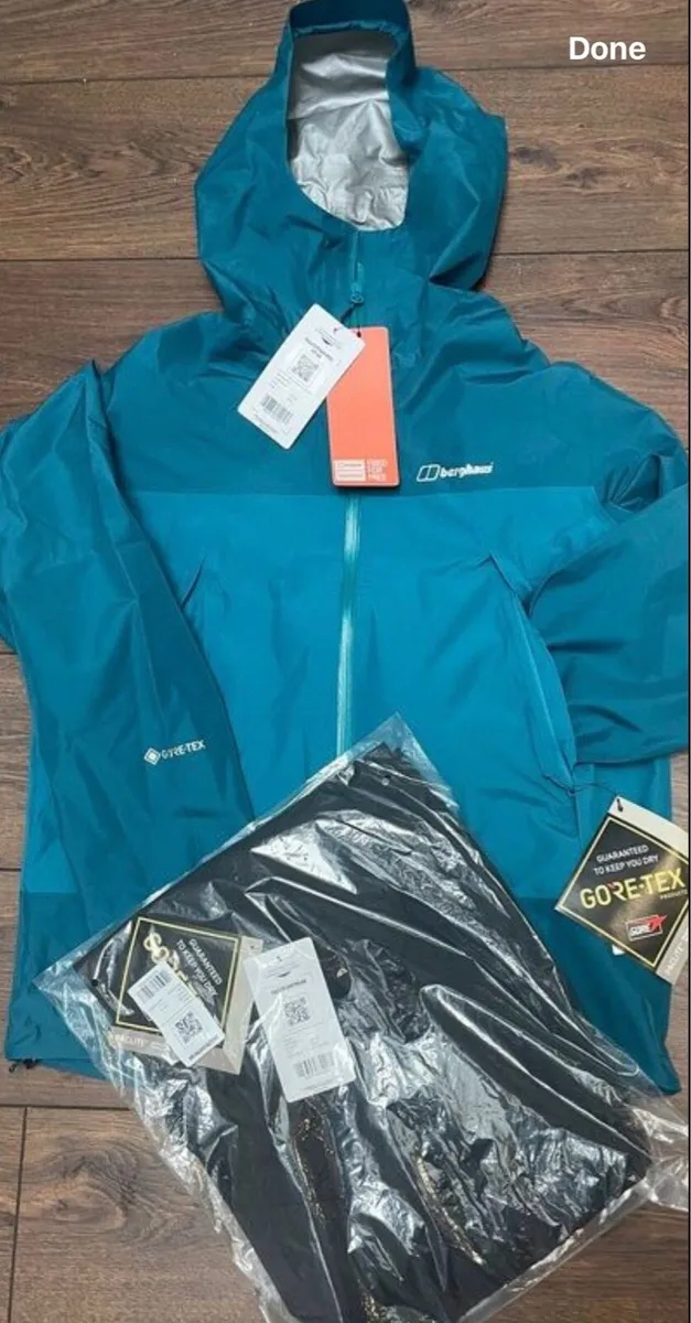 Waterproof Jacket and Trousers - Hiking/Golf - Image 2