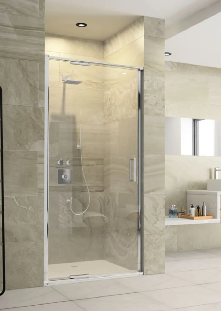 Shower Door Infold 900 Brand New - Image 3