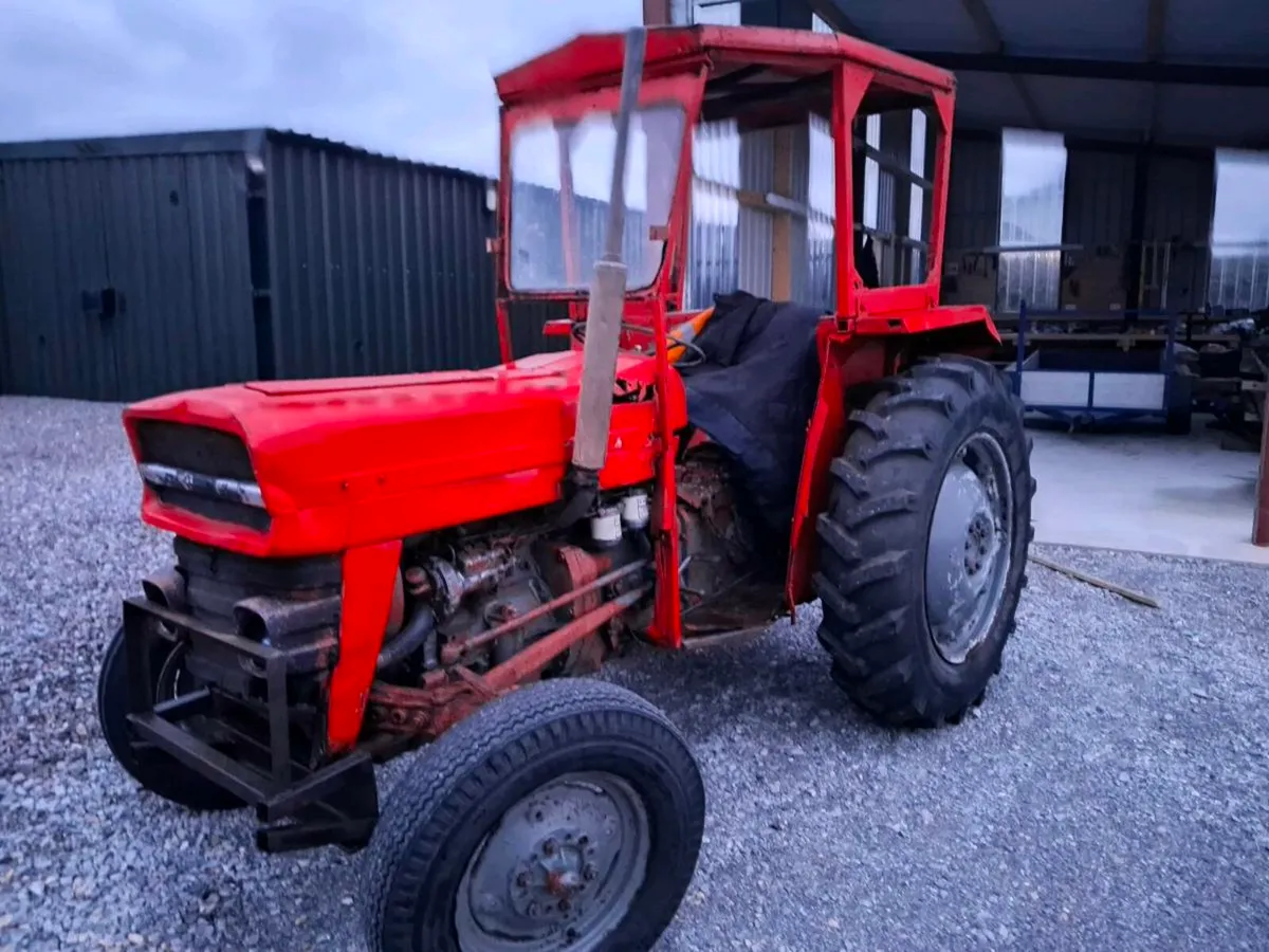 Vintage  tractor - Image 2