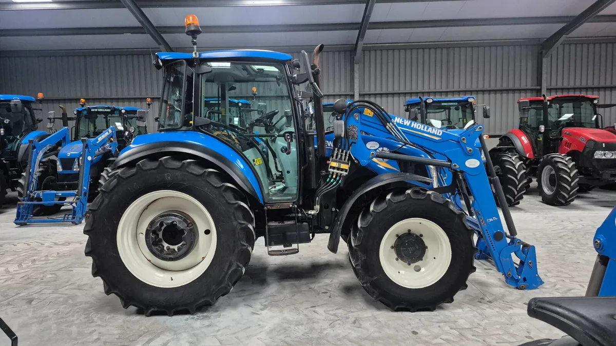 New Holland T5.105 - Image 3