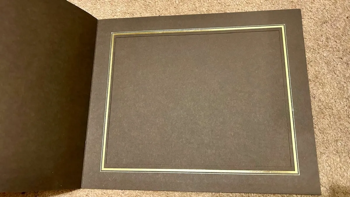 Photo mounts and envelopes - Image 1